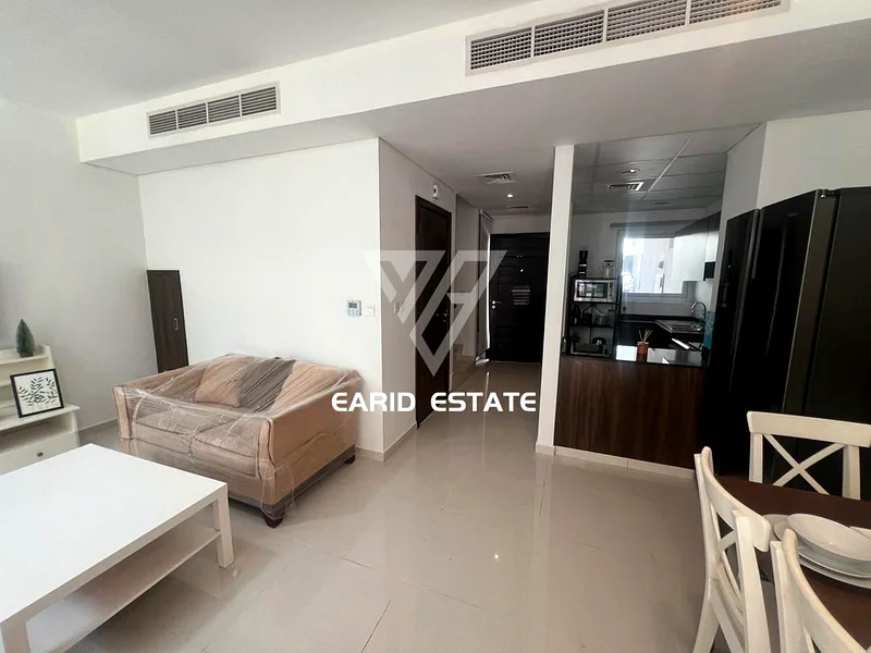 جاهز للانتقال | حديقة مصممة | مفروش بالكامل63741526415746113