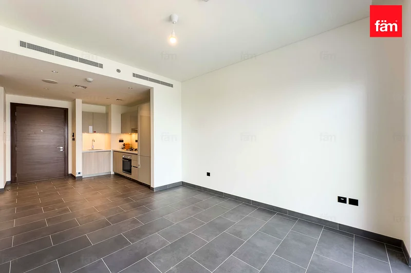 Spacious Moder 1 bd in Sobha The Crest63759843420033112