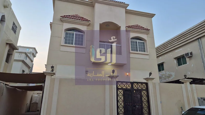 فيلا بمساحة واسعة مكونة من غرفتي نوم للإيجار، فيلا بيغ مجلس في الشارقة بالقرب من شاطئ هيرة الشارقة63812814880258110