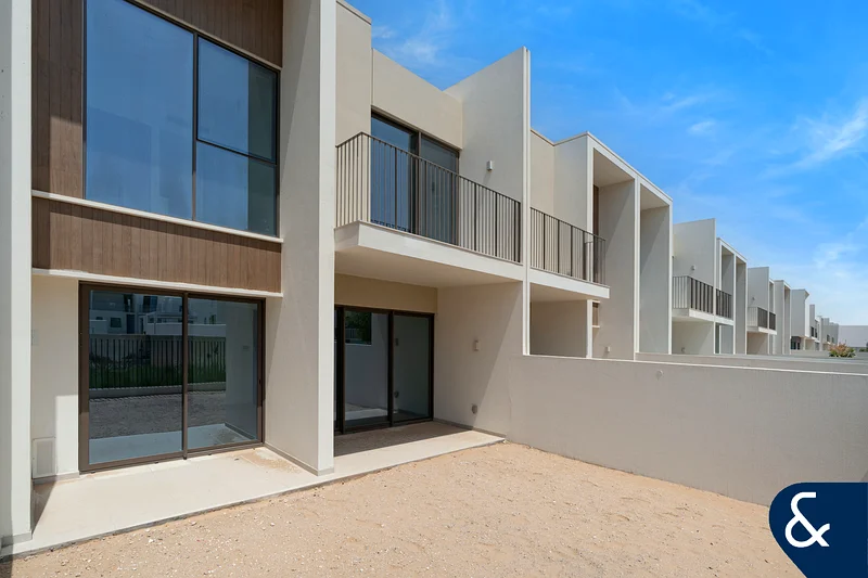 3 Beds + Maids | Close To Pool | Elio Style63947307173250111