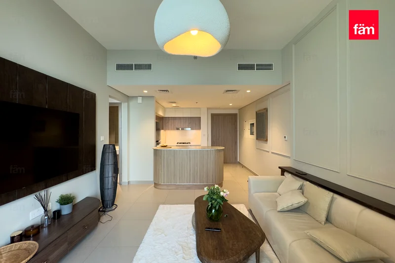 Fully Furnished | Upgraded | Vacant | Brand New63753851024643112