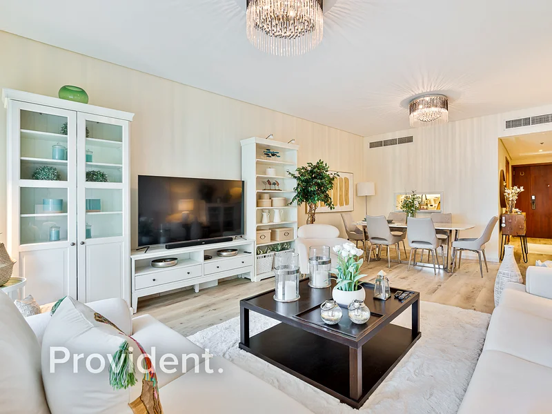 Fully Upgraded | Sea Views | Vacant63936476922370112