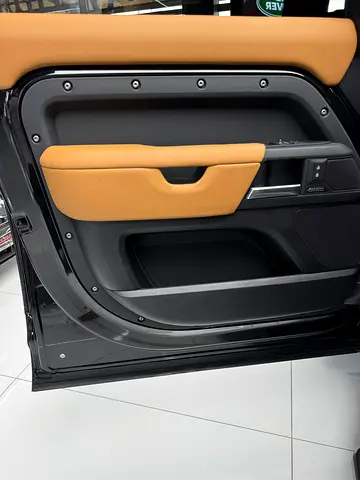 صورة مصغرة 7 لـ 2025 LAND Rover DEFENDER