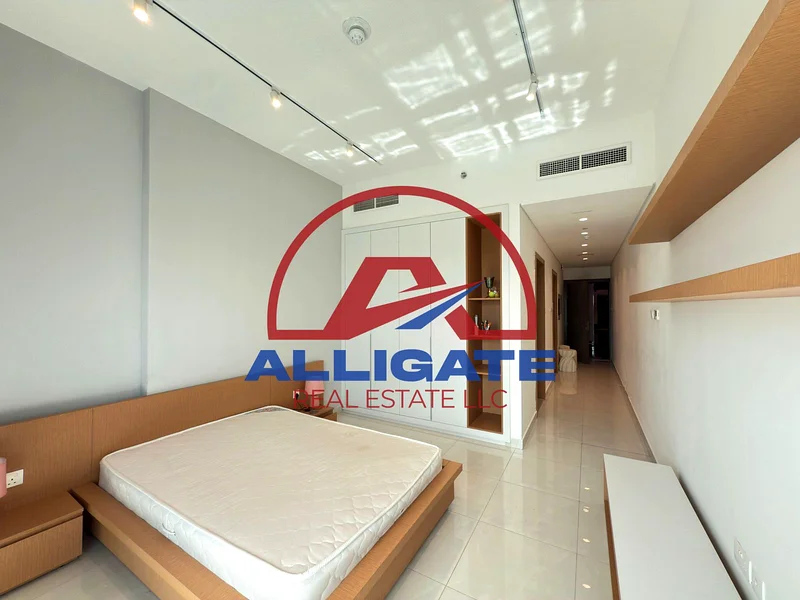 STUDIO WITH BALCONY / CLOSED KITCHEN / SEMI FURNISHED /63731923228163110