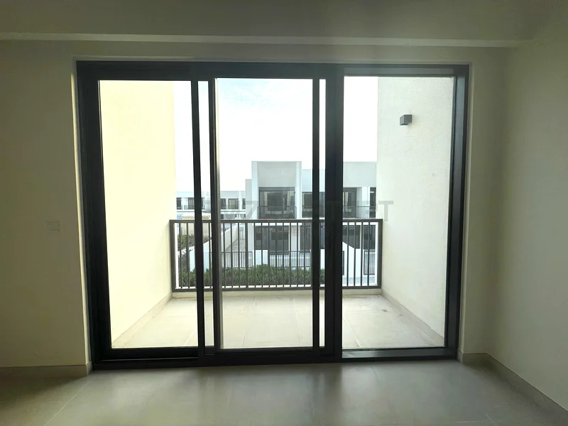 Close to Pool / Green Belt / Flexible cheques / Brand new63737272782593112