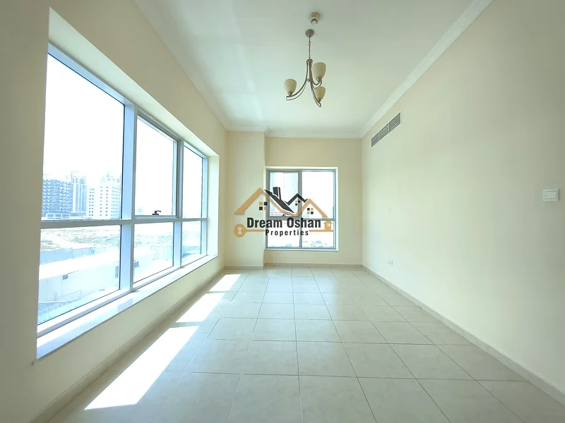 بالقرب من المدرسة الهندية - جميع وسائل الراحة - مطبخ قريب63747446823043114