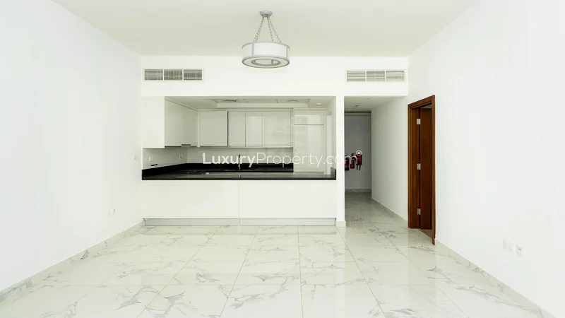 Canal Views | Spacious | Prime location63794787069186111