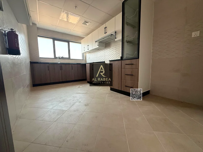الإيجار السنوي في الجرف 3 بالقرب من السوق الصيني63714352621187114