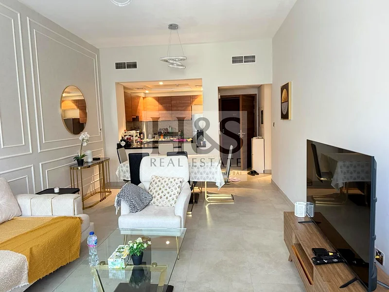 Stylish | Fully Furnished & Vacant | Open View63798616269954112