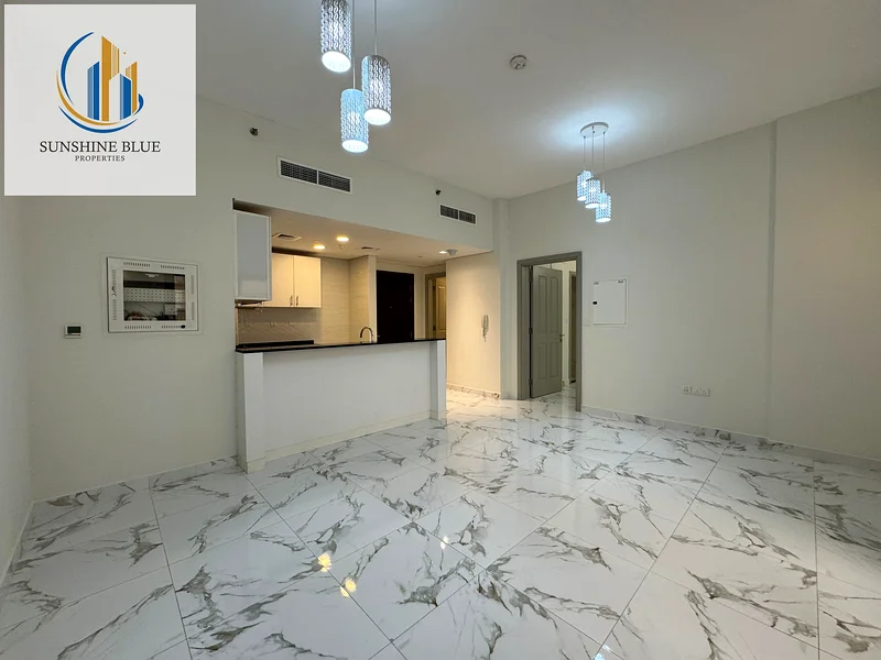 شقة فاخرة مكونة من غرفة نوم واحدة !! بركة سباحة وصالة رياضية و موقف سيارات !!63731923028225113