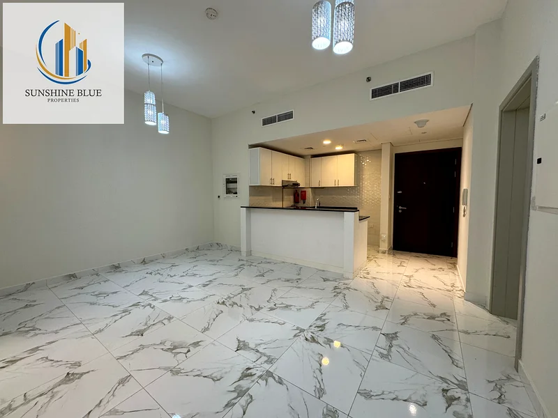 شقة فاخرة مكونة من غرفة نوم واحدة !! بركة سباحة وصالة رياضية و موقف سيارات !!63731923028225112