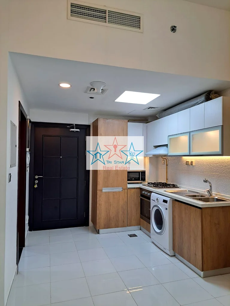 استوديو مؤثث بسعر 48 ألفًا بالقرب من المترو وجاهز للسكن64160164371715113