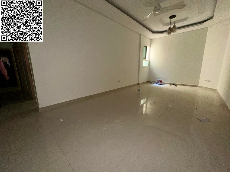 الشقة الثانية من أفضل شقة غرفتين نوم مع حمامين، وخزائن مدمجة في الحائط، ومكيف مركزي63712054025474113