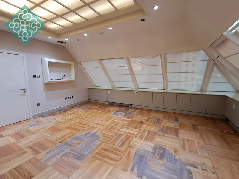 SPACIOUS |FITTED |READY TO MOVE |Ideal for Corporate64072555904387111