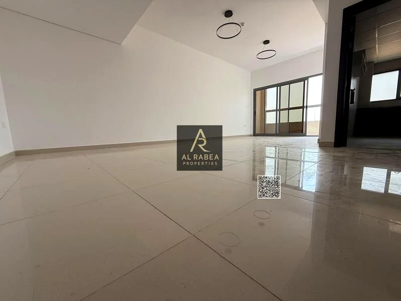 مبنى جديد، أول ساكن في الجرف 363714352497666110