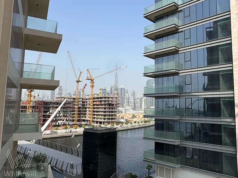Corner Unit | Partial Burj Khalifa and Canal Views63950051378817111