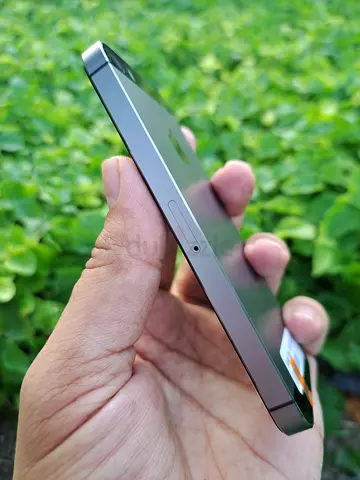 Apple I phone 5s space Gray