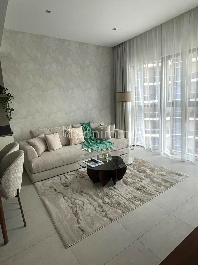 SPACIOUS | READY TO MOVE IN | FURNISHED | MARINA VIEW63774419696258114