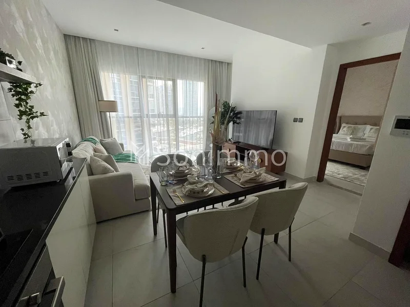 SPACIOUS | READY TO MOVE IN | FURNISHED | MARINA VIEW63774419696258111