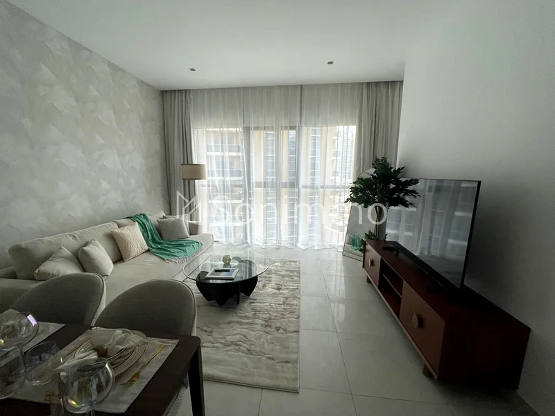 SPACIOUS | READY TO MOVE IN | FURNISHED | MARINA VIEW63774419696258110