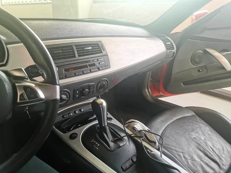 BMW Z4 (Mint Condition)63699045743106113