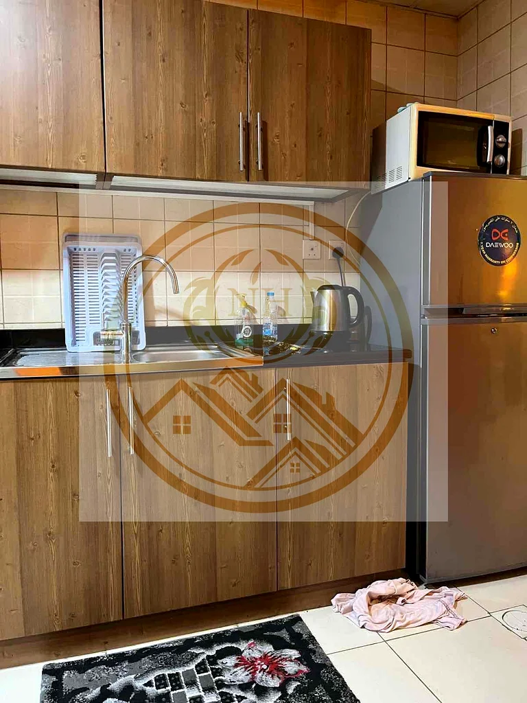 استوديو فاخر مفروش بالكامل يتضمن موقف سيارة ومعدل عائد 10٪63889692836737113
