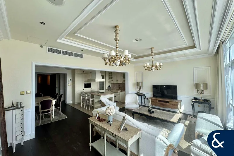 Fully Upgraded | Vacant | Golf Course View64039157862403111