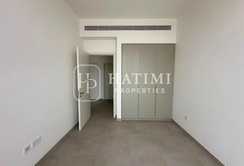 SINGLE ROW| PRIME LOCATION| BRAND NEW63732954870786114