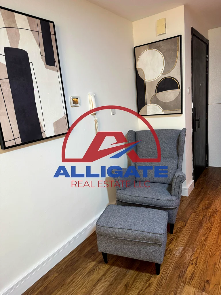 FULLY UPGRADED / HIGH FLOOR / SZR VIEW /64040037417987113