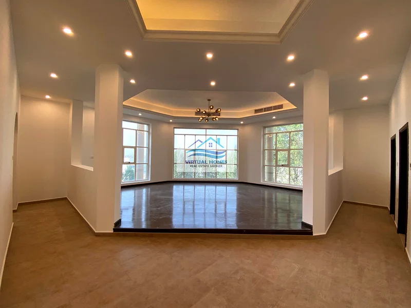 Huge Plot | Corner Villa | 5 Bedrooms63808758408322113