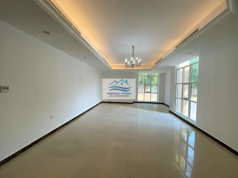 Huge Plot | Corner Villa | 5 Bedrooms63808758408322114