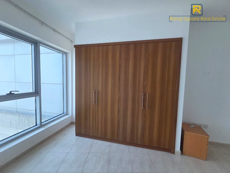 Modern Studio Living | Neat & Tidy I Move-In Ready63731746002819112