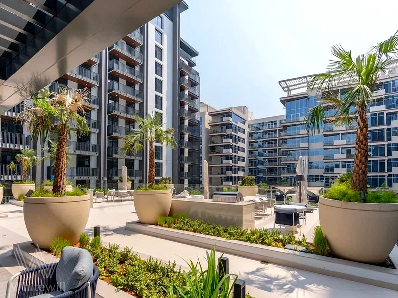 High Floor | Partial Creek View | Vacant64015163830402110