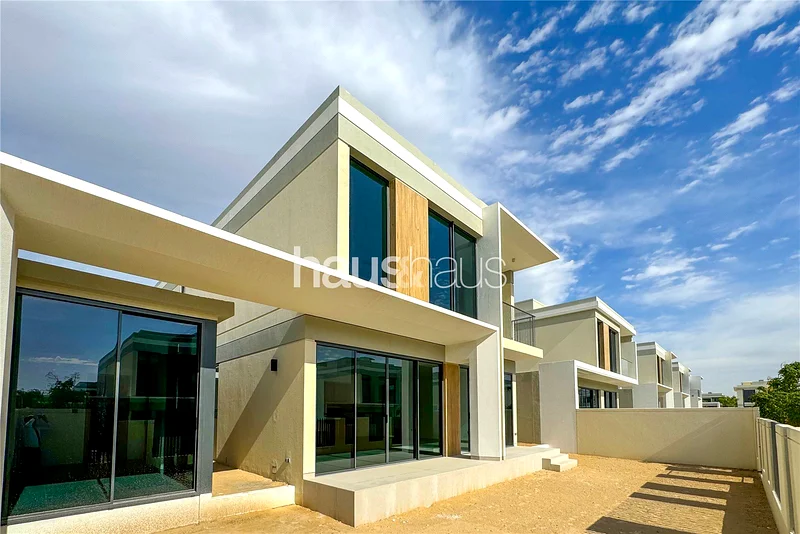 Single Row | Garden Suite | Final Availability63735584952962110