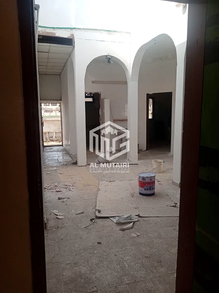 🏠 منزل على الطراز العربي للإيجار السنوي – البستان، عجمان مثالي لإقامة الموظفين أو العمال، لو63708497288578113