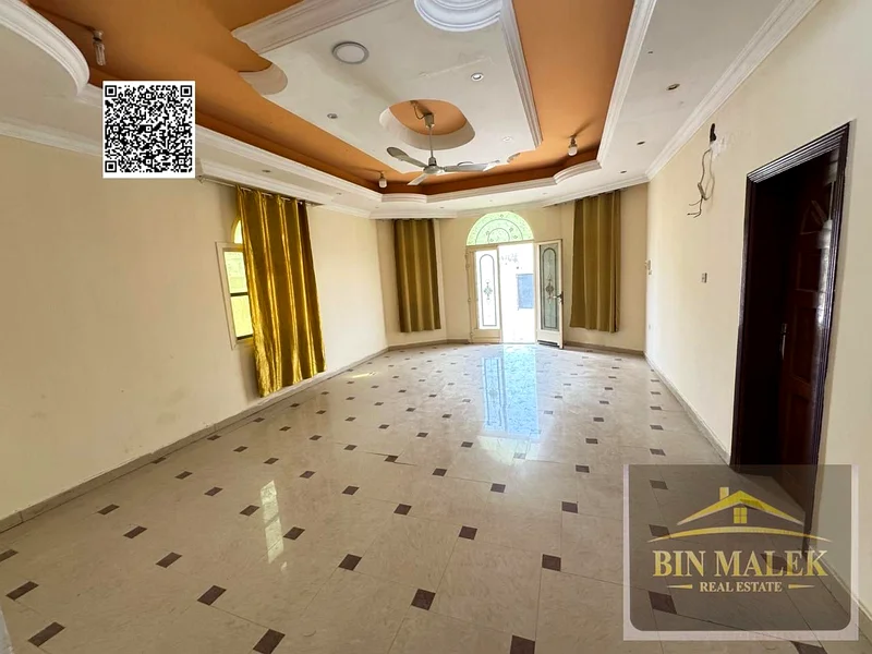5 bedroom villa // prime location // close to sheikh ammar road //  close to all facilities //63878296906115112