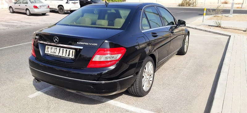 Mercedes-Benz 2009 – Excellent Condition63700467213443114