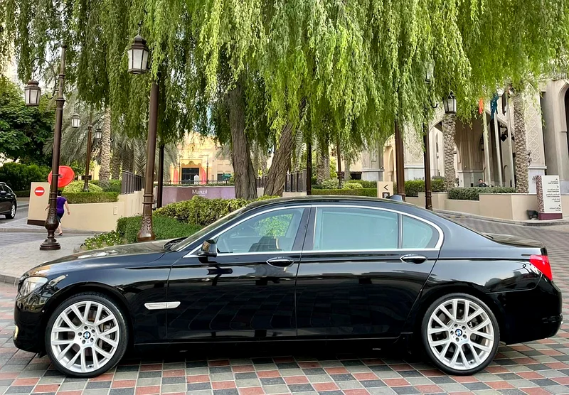 LOVELY BMW 750LI V8 — RADAR 
HIGHEST CATEGORY — FREE ACCIDENTS63699047968131114