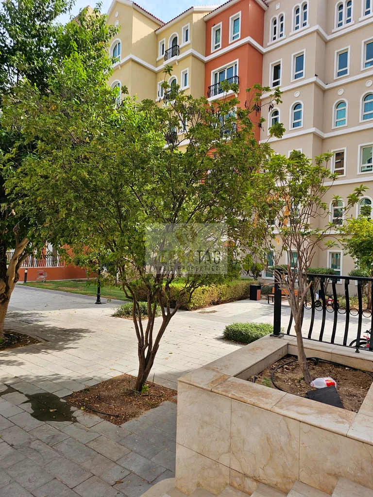 2 BEDROOM //FOR//SELL//CLOSED TO/SIWMMING/POOL63936255383555111