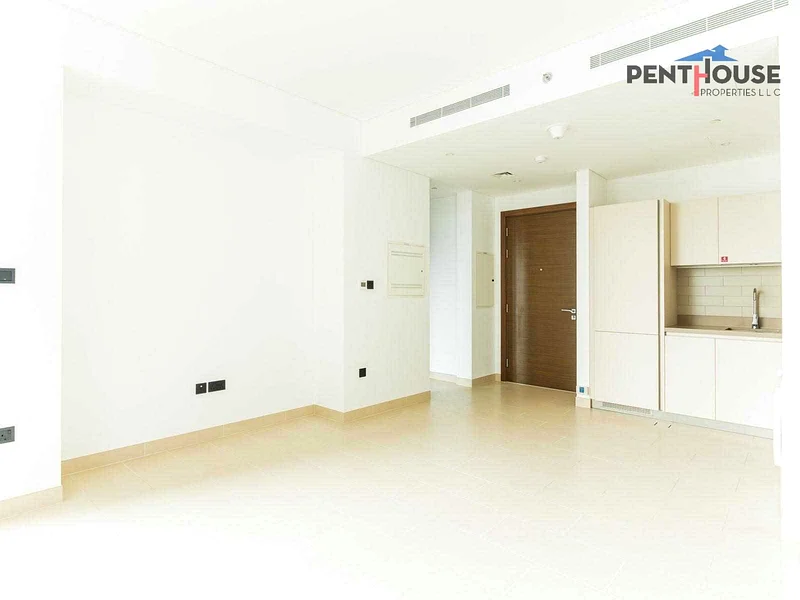 Burj Khalifa View | Well Maintained | Vacant63757953232257112