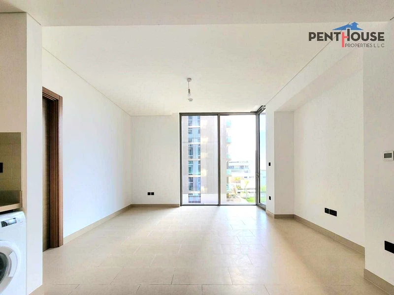 Burj Khalifa View | Well Maintained | Vacant63757953232257110