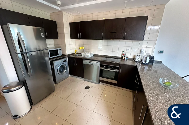 Marina Views | Central Tower | Balcony64040143344641113