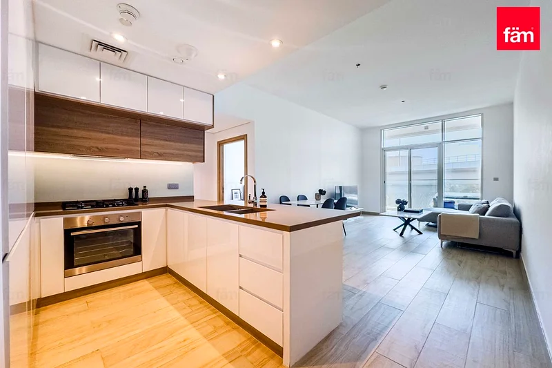 Prime Spot | High Yield | 715 Sqft64039157750147113