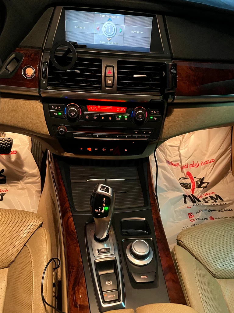 BMW x5 gcc63699052949251112
