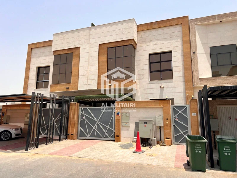 فيلا للإيجار السنوي في الياسمين، عجمان 4 غرف نوم رئيسية، وصالة وقاعة63720142005763110