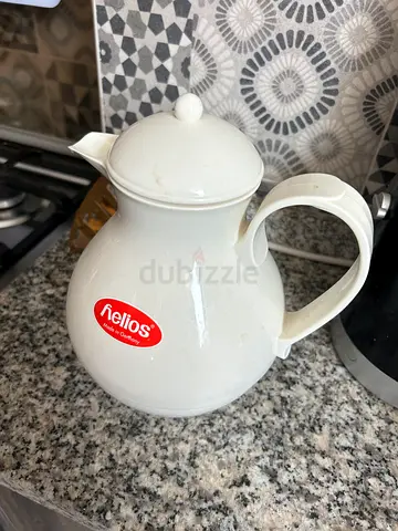 Tea pot