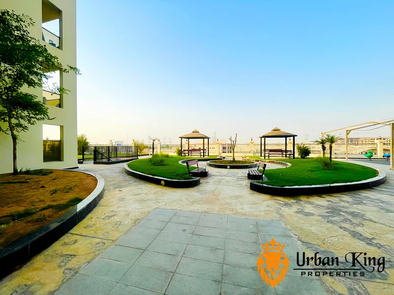 2Bhk Apt With Balcony / Amenities Available / Only For Family63742093157250112