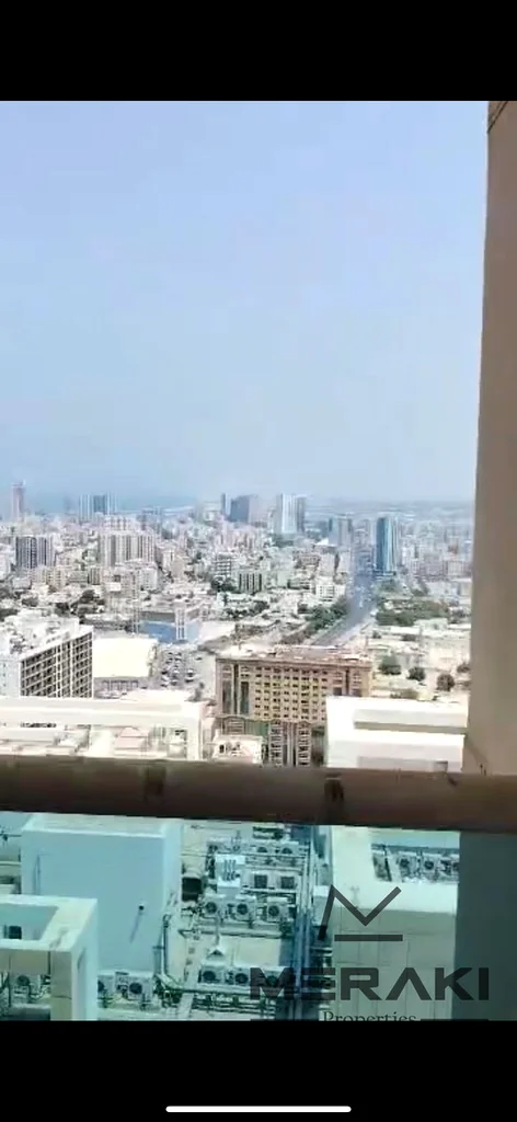 🏢 شقة فاخرة للبيع – أبراج عجمان وان (تصميم متميز)63866414128513112