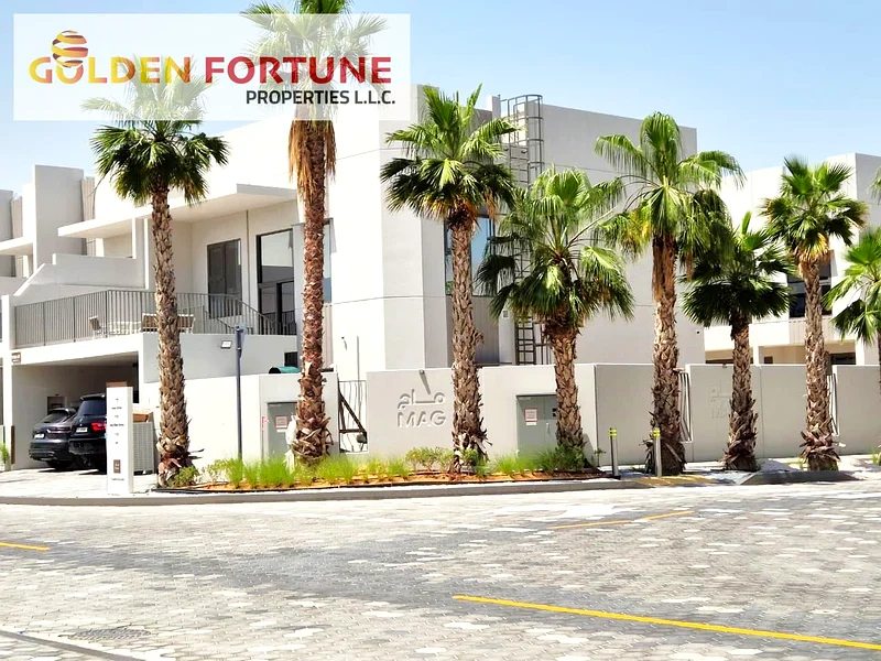 شاغرة في مجمع سكني، منزل مزدوج، بالقرب من الحديقة63748470474371111