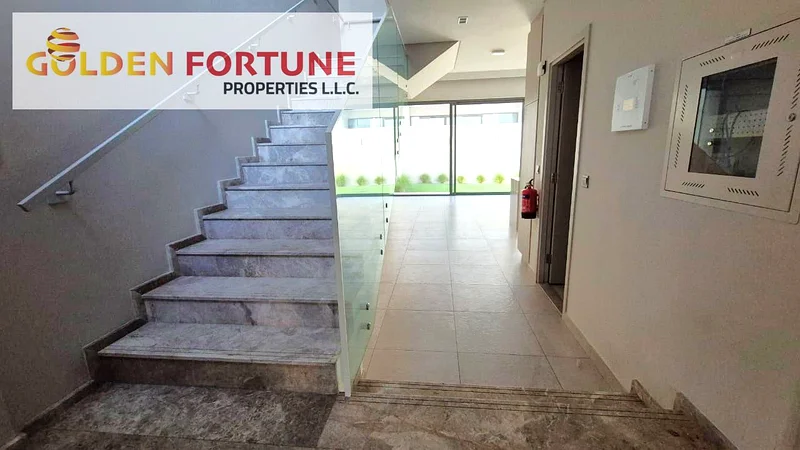 شاغرة في مجمع سكني، منزل مزدوج، بالقرب من الحديقة63748470474371113